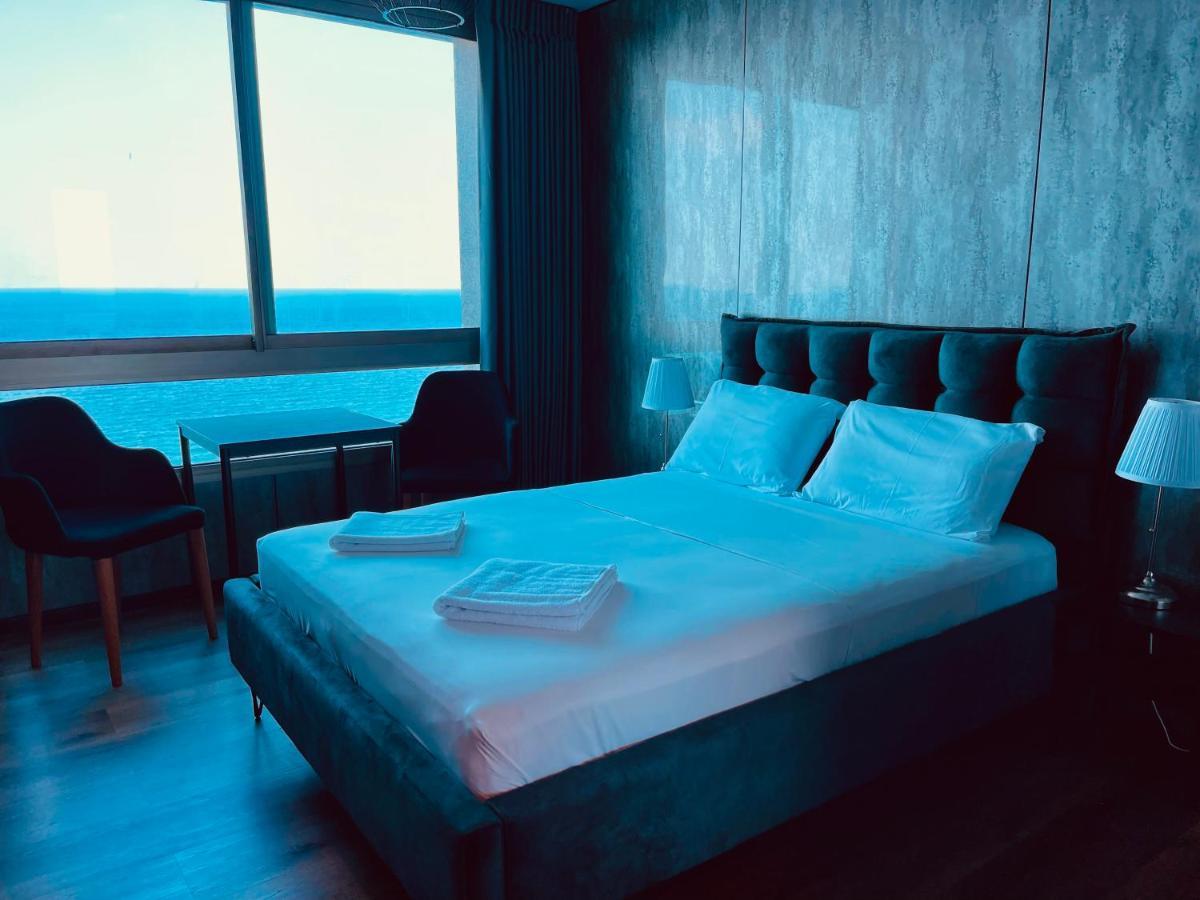 Carmel Holiday Apartments Нетания Екстериор снимка